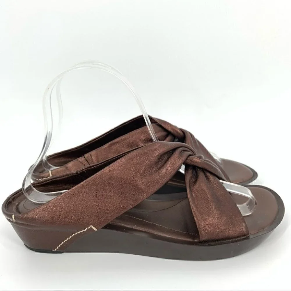 Rockport womens sandals size 8.5 bronze leather platform wedges